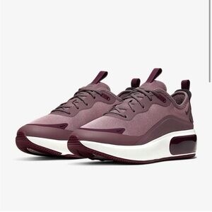 Nike Air Max Dia Plum Eclipse Size 8 EUC